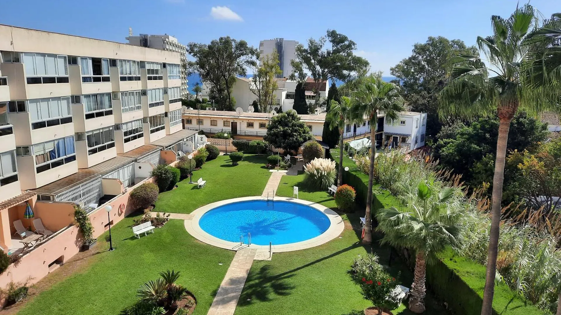 Vistamarina A402 - 1 Bed, Quiet But Very Close To Beach And Marina - No Car Needed Torremolinos Spain